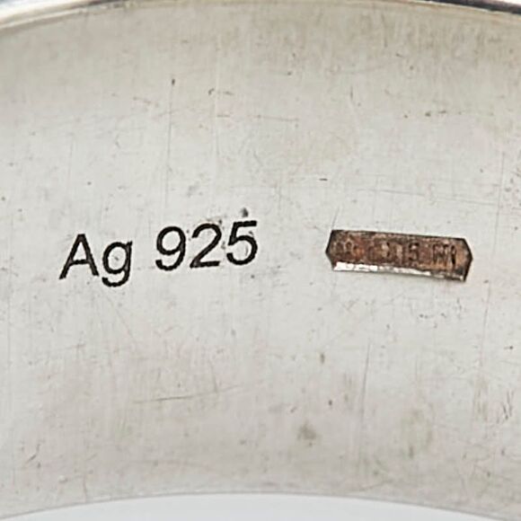 Gucci Branded G Silver Ring - Picture 6 of 6